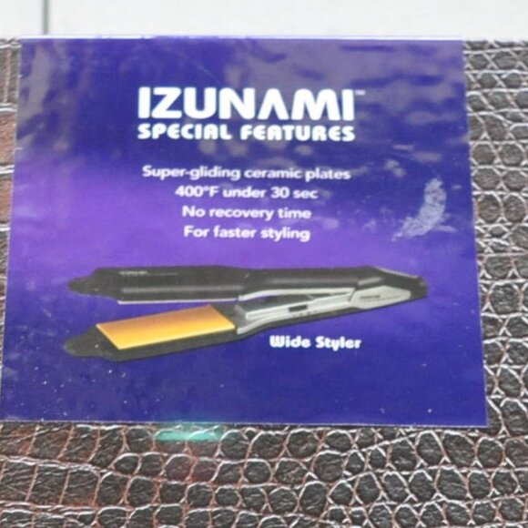 Wide Styler Flat Iron - Professional - Picture 3 of 11